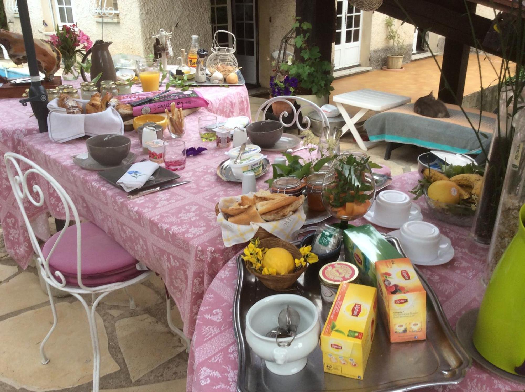 Apartament Lou Ribas Puyloubier Zewnętrze zdjęcie